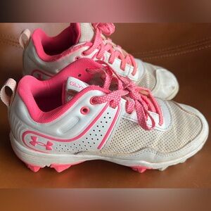 Under Armour Kids' Pink and White Soccer Cleats